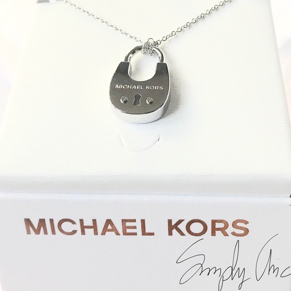 LAST 1 ⭐️ New MK silver tone Padlock Pendant - Picture 5 of 6